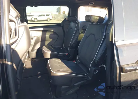 2026 Chrysler Pacifica Limited from USA, damaged, VIN 2C4RC1GG9TR175851